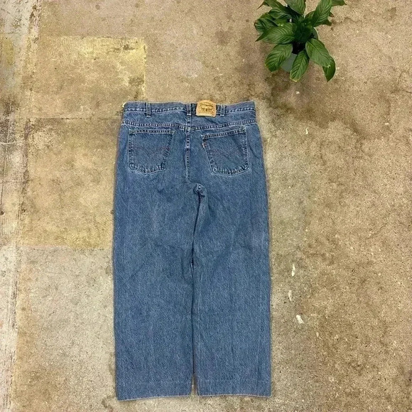 Vintage Levi’s Orange  Tab Midwash Jeans Size 36 - Picture 2 of 5